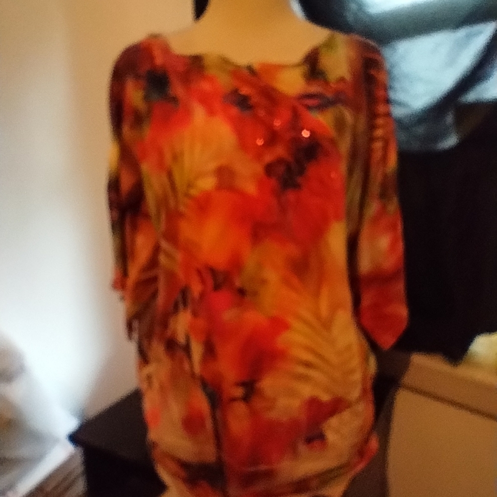 BLEU Woman Floral Top